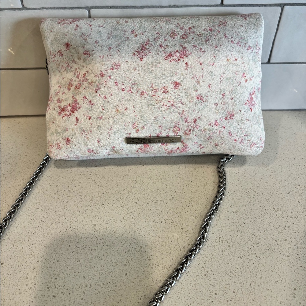 NWOT BCBGeneration Clutch Purse Shoulder Bag Chain Strap White Pink Leather - Picture 4 of 11